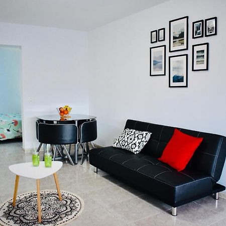 Sunset House Apartment Лос Реалехос Екстериор снимка