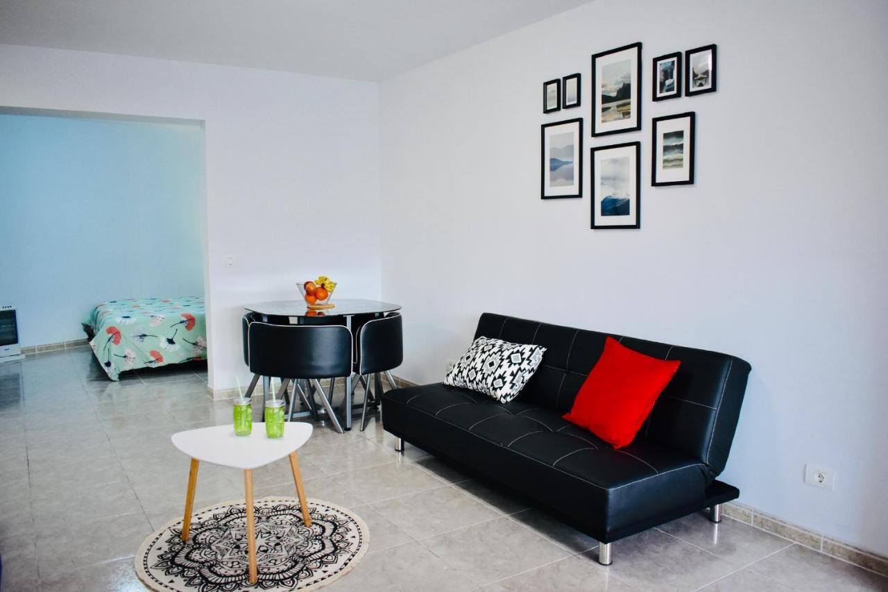 Sunset House Apartment Лос Реалехос Екстериор снимка